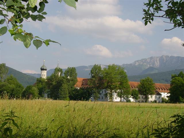 Kloster mit Benediktenwand Hermann Kuhn